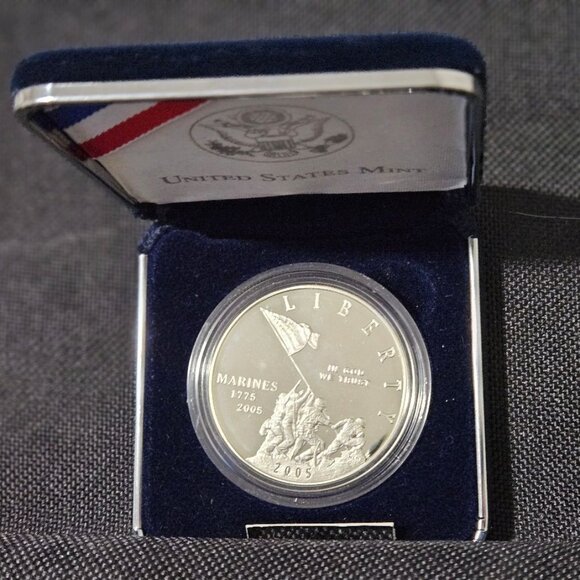 2005 UNITED STATES MARINE CORPS 230th ANNIV SILVER DOLLAR PROOF SET- w/COA&Box - Picture 2 of 9